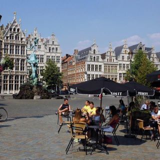 Vanuit Brussel: dagtrip naar Antwerpen met treinkaartje heen en terug