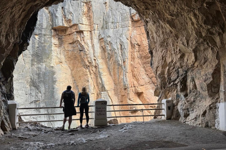 Valencia: Epic Montanejos Hiking, Swim & Waterfall Tour Summer 26: self-guided hiking and thermal springs