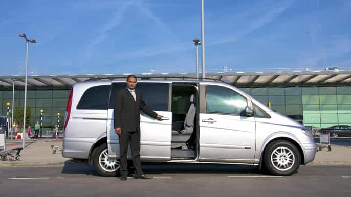 marrakech marrakech menara airport private 1way transfer
