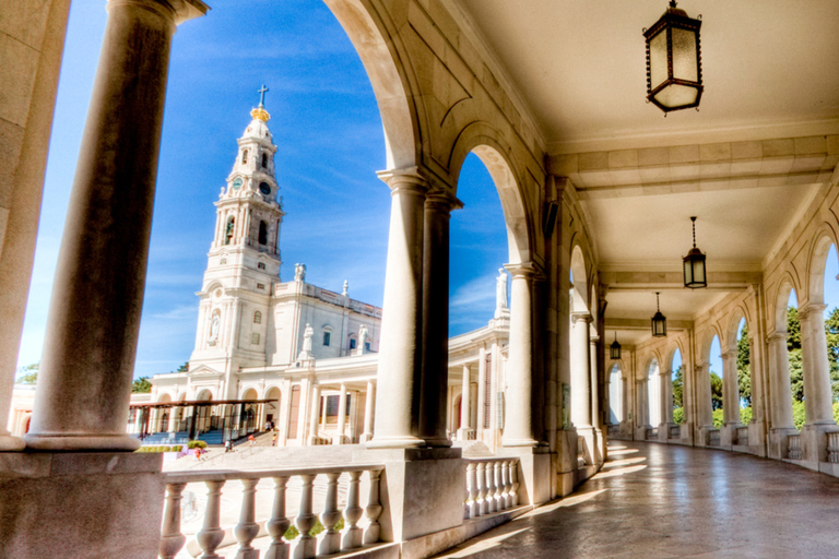 Excursão particular de meio dia a Fátima saindo de LisboaTour privado em inglês, francês, português ou espanhol