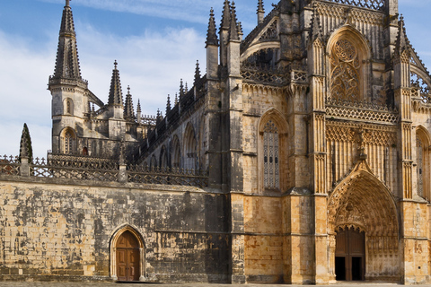 Excursão particular de meio dia a Fátima saindo de LisboaTour privado em inglês, francês, português ou espanhol