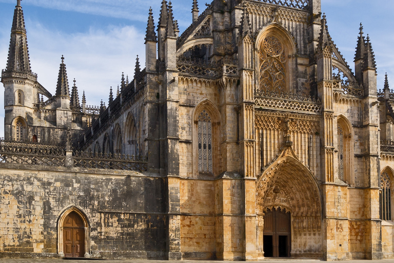 Excursão particular de meio dia a Fátima saindo de LisboaTour privado em inglês, francês, português ou espanhol