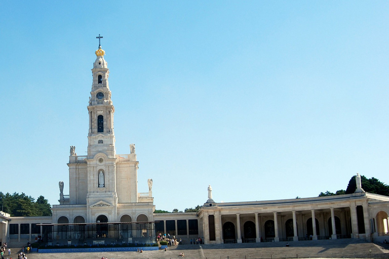 Excursão particular de meio dia a Fátima saindo de LisboaTour privado em inglês, francês, português ou espanhol