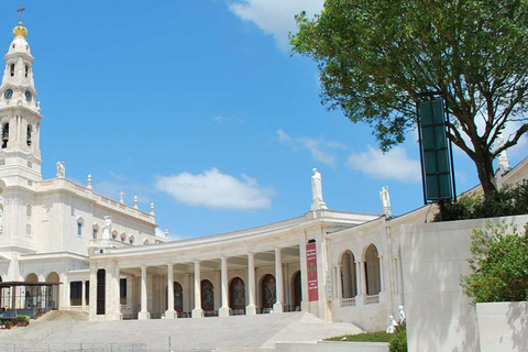 Excursão particular de meio dia a Fátima saindo de LisboaTour privado em inglês, francês, português ou espanhol