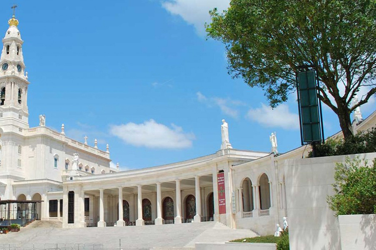 Excursão particular de meio dia a Fátima saindo de LisboaTour privado em inglês, francês, português ou espanhol