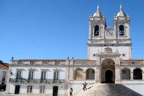 Excursão particular de meio dia a Fátima saindo de LisboaTour privado em inglês, francês, português ou espanhol