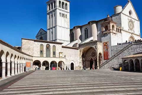 Assisi 3-Hour Small Group Tour & St. Francis Basilica Visit