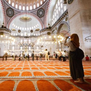 Secrets of Istanbul: 5-Hour Walking Tour with Lunch