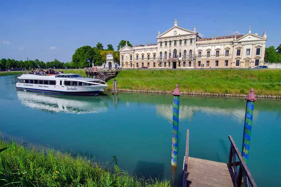 Von Venedig nach Padua: Ganztägige Bootsfahrt. Foto: GetYourGuide