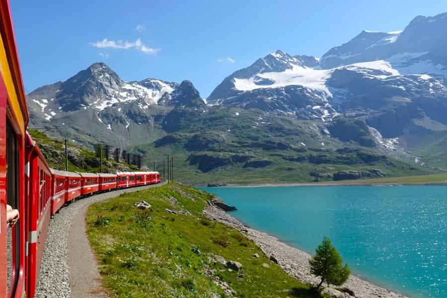 Cruise op het Comomeer, St. Moritz en de rode trein Bernina