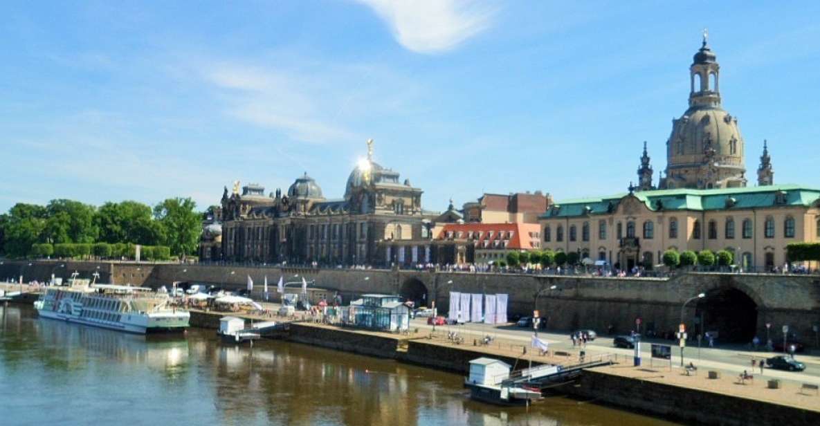 Dresda: crociera in barca con degustazione di vini e snack