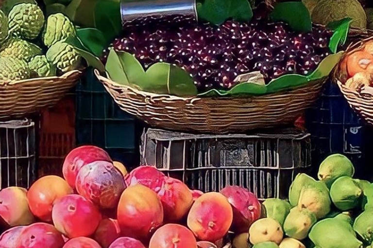Visite du marché des fruits exotiques de Paloquemao