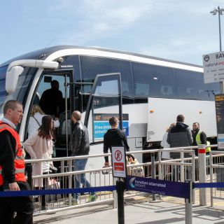 Luchthaven Stansted: bustransfer naar het centrum van Londen