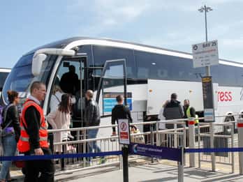 Bustransfer: Flughafen Stansted - Stadtzentrum London Bustransfer: Flughafen Stansted - Stadtzentrum London
