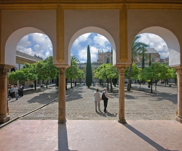 Cordoba Mosque & Jewish Quarter Tour with Tickets