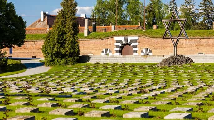 da praga tour di mezza giornata al monumento di terezín