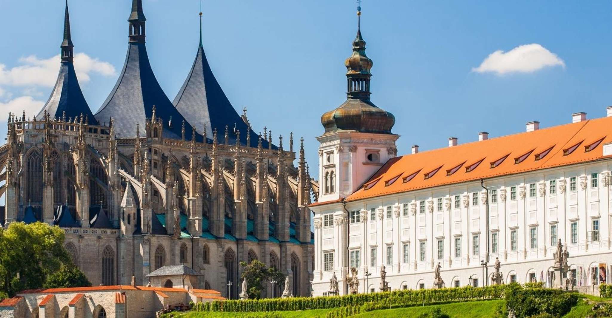 Prague, Kutná Hora and Bone Church with Round-Trip Transfer - Housity