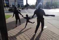 Dallas Arts District Scavenger Hunt - Housity