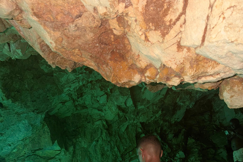 Golem to Grama Bay, Blue Cave & Secret Canyons by Speedboat Tirana/Golem: Grama Bay,Blue Cave & Hidden Bays by Speedboat