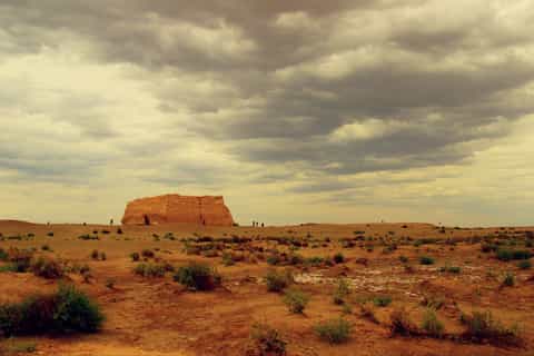 dunhuang tour privado a la puerta de jade pass y ghost city