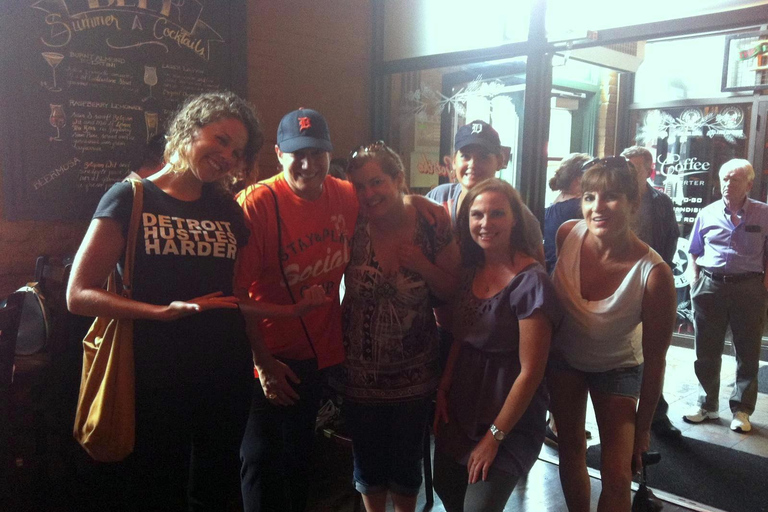 Toronto: Private Walking Tour with a Local 2-hour Toronto Private Walking Tour with a Local