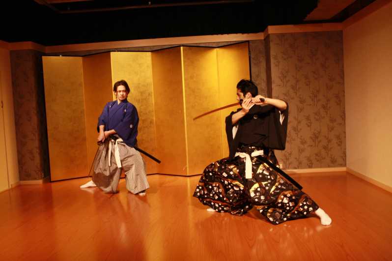 Kyoto: spettacolo di Samurai Kenbu, una danza tradizionale con le spade
