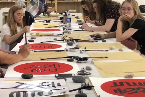 Cours de calligraphie à Beijing Wangfujing Près de la Cité interditeCours de calligraphie d'une heure