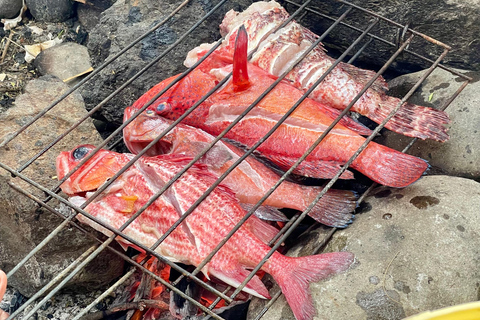 Santiago: Simple Bottom Fishing Trip with Local Fishermen