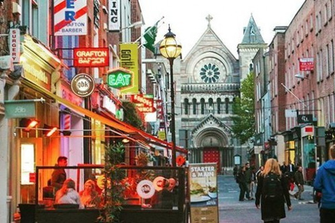 都柏林圣殿酒吧夜游都柏林圣殿酒吧夜间活动（英语）