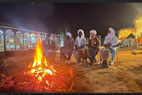 Au départ de Fès : excursion de 2 jours dans le désert de Merzouga avec tente de luxe et dîner
