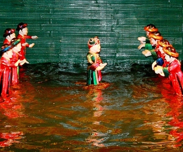 Ho Chi Minh City: Water Puppet Show and Dinner Cruise