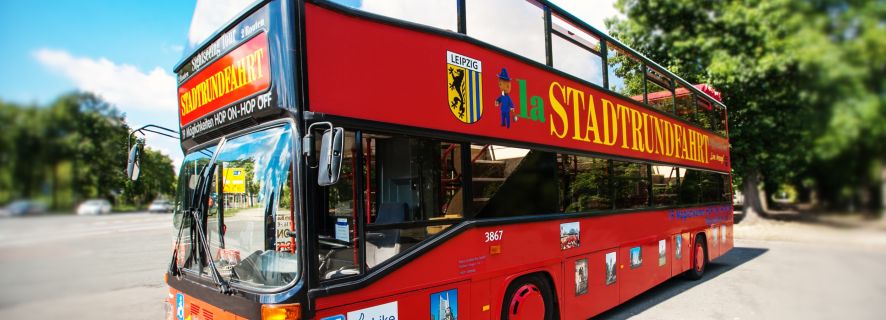 Leipzig: Hop-On Hop-Off Bus Tour with Walking Tour