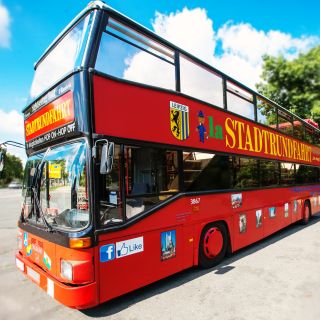 Leipzig: Hop-On Hop-Off Bus Tour with Walking Tour