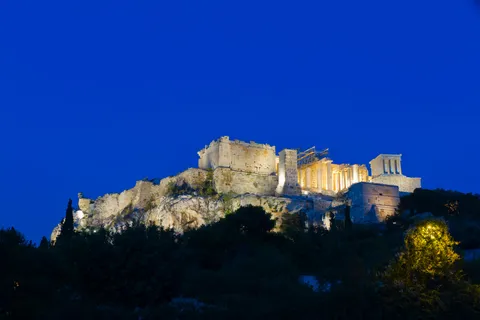 Piraeus Port Cruise visitors to Athens Private City Tour