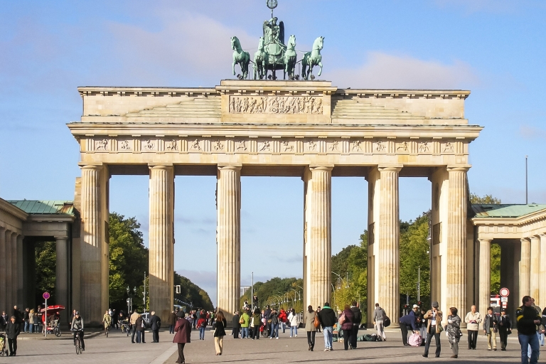 Berlin : salle plénière, coupole et quartier du gouvernementVisite en allemand
