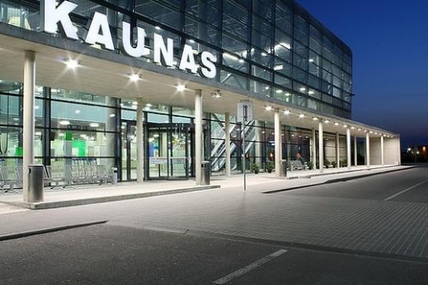 Kaunas: privétransfer van de luchthaven van Kaunas naar de stad