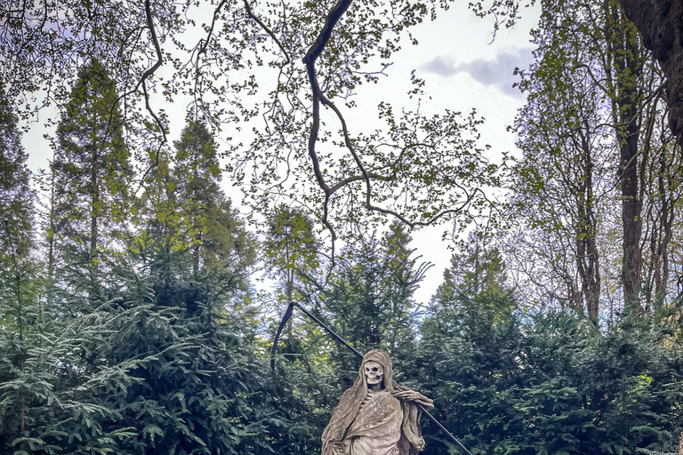 City of the Dead: Cologne's Famous Cemetery Tour in English