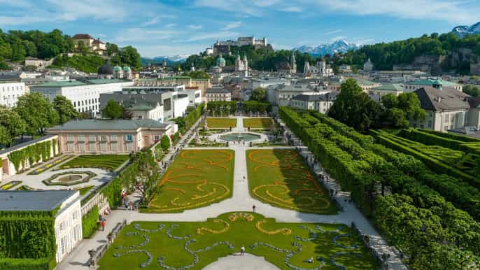 salzburg and alpine lakes fullday trip from vienna