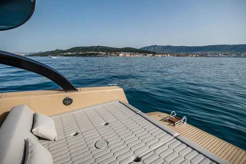 Split: Full-Day 4 Islands Tour by Luxury Boat