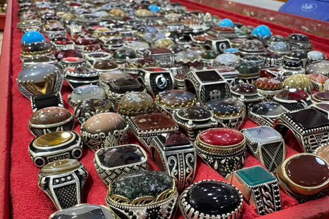 Muscat: Nizwa Souq & Jebel Shams Grand Canyon Full-Day Tour Private experience with dedicated vehicle