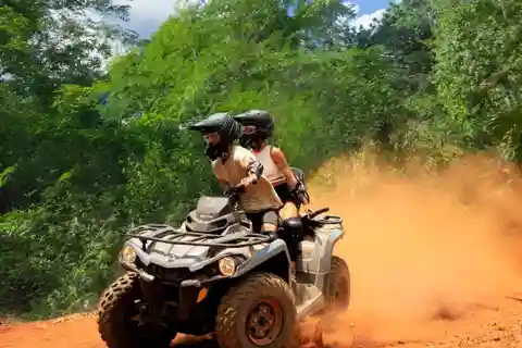 Expedição de ATV na selva, Cenote ao ar livre e visita a Puerto Morelos