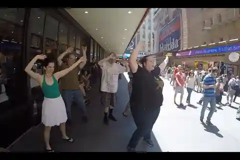 New York: Haunted Broadway Theaters Walking Tour