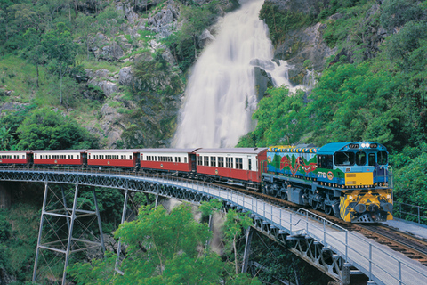 Från Cairns: Heldagstur till Kuranda Army Duck Experience