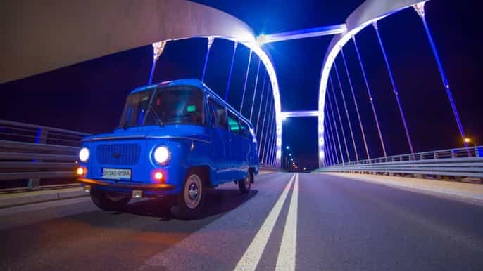 transfer de varsóvia por retro disco van