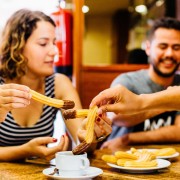 Barcelona: Tour gastronómico privado - 10 degustaciones con lugareños