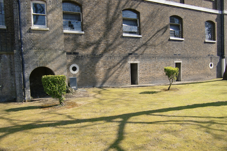 Chatham Historic Dockyard: Tour &quot;Call the Midwife