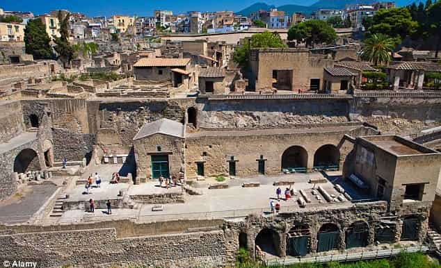 from sorrento herculaneum skiptheline tour