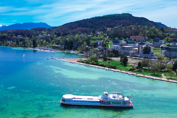 Pranzo-crociera di 2 ore sul lago di Annecy – Le Libellule