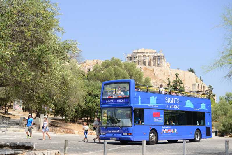 Athene: blauwe hop on, hop off-bus Athene, Pireaus, en kust