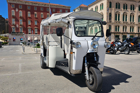 Split: Electric Tuk Tuk Ride with Local Stories